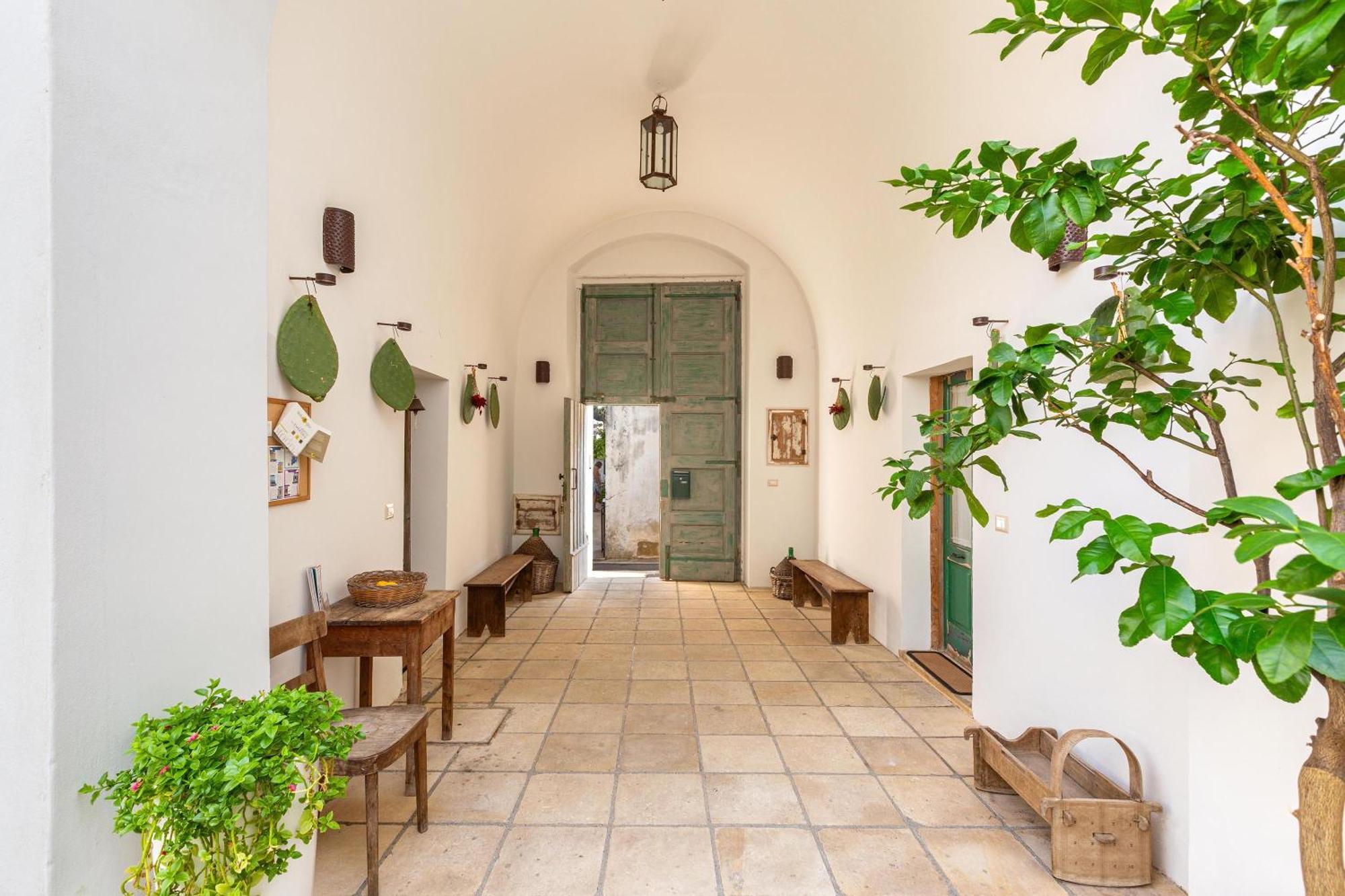 Palazzo San Giovanni Morciano di Leuca Exterior foto